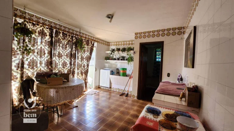 Imagem Casa com 4 quartos, 332 m² construídos, terreno de 740 m² à venda - Batel - Curitiba/PR