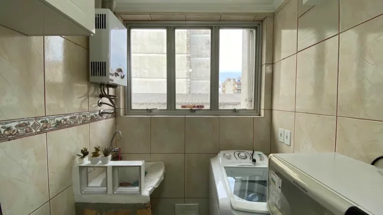 Imagem Apartamento à venda em Porto Alegre, Centro Histórico, com 1 quarto, 42m2