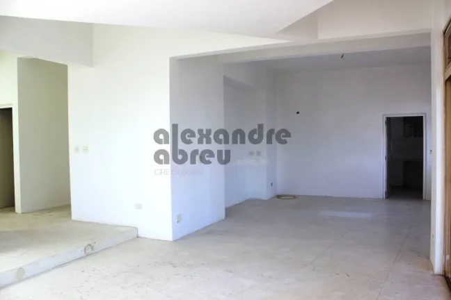 Imagem Cobertura triplex com 642m² área privativa próximo ao Shopping Higienópolis