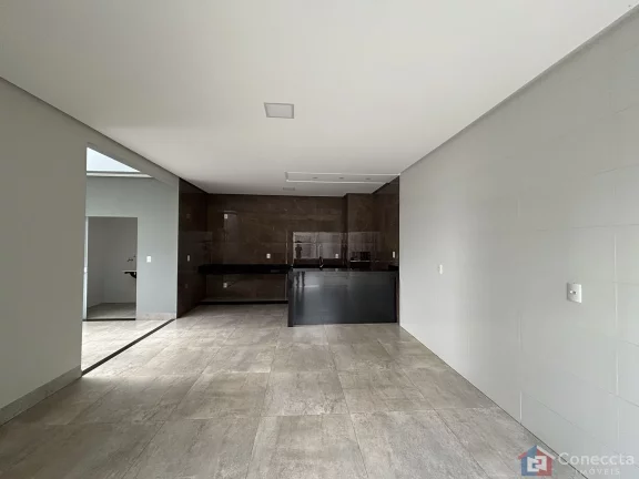 Imagem Casa de Alto Padrão à Venda em Patos de Minas - 205m² de Construção