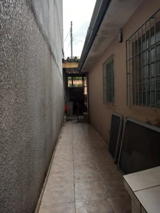 Imagem Casa Antiga com 250 metros e uma Edicila Exlente para Costrutor