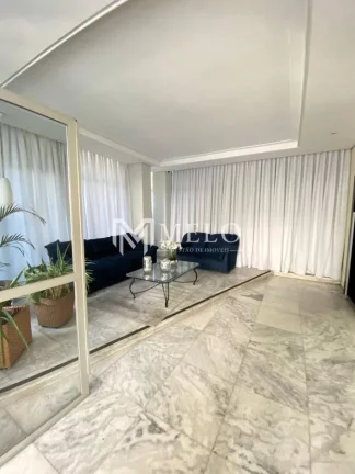 Imagem Cobertura nas GRAÇAS: 262m², 05qts, 01suite, 01vaga.
