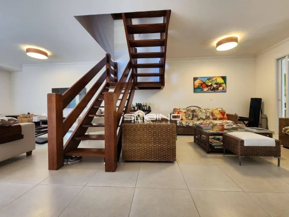 Imagem Casa à venda com 5 Dormitórios 3 suítes, 407m² de área construída - Riviera de São Lourenço - Bertioga SP.
