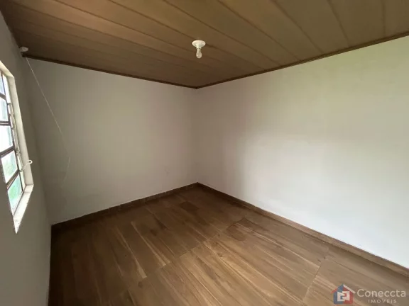 Imagem Casa à Venda na Várzea – Espaçosa, Murada e Bem Localizada!