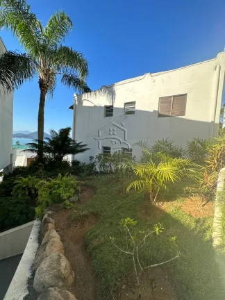 Imagem Apartamento a venda apensa 50 metros da praia das Toninhas em Ubatuba com vista mar!