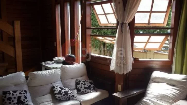 Imagem Casa com 3 dormitórios à venda, 300 m² por R$ 450.000,00 - Guriri - Cabo Frio/RJ