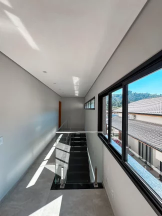 Imagem Casa à venda com 3 quartos, sendo 3 suítes, no condomínio Quintas da Boa Vista, Atibaia - SP