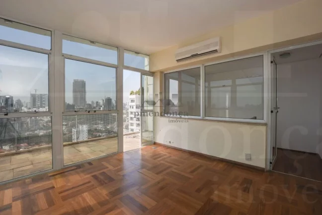 Imagem Cobertura Triplex 2 quartos, 2 vagas, 160 m2