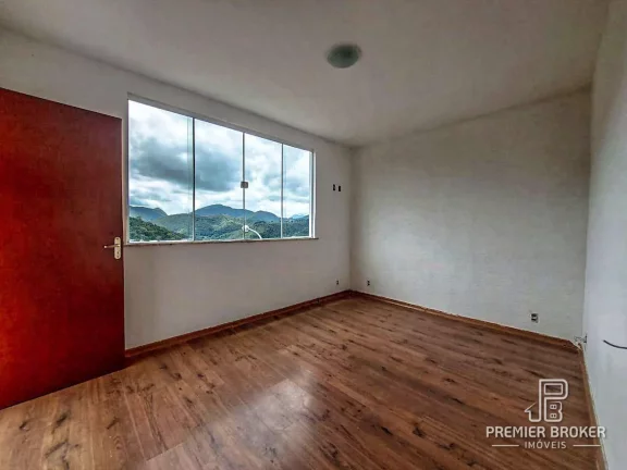 Imagem Casa à venda, 216 m² por R$ 800.000,00 - Albuquerque - Teresópolis/RJ