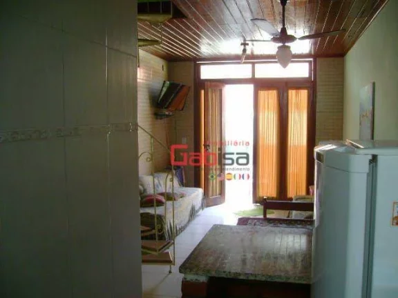 Imagem Casa com 2 dormitórios à venda, 60 m² por R$ 350.000 - Peró - Cabo Frio/RJ