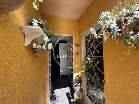 Imagem Casa Sobrado, 6 Dormitórios, 200m², Jardim Satélite, São José dos Campos