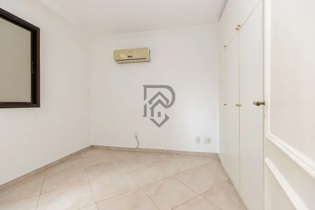 Imagem Apartamento Moema andar alto proximo metrô