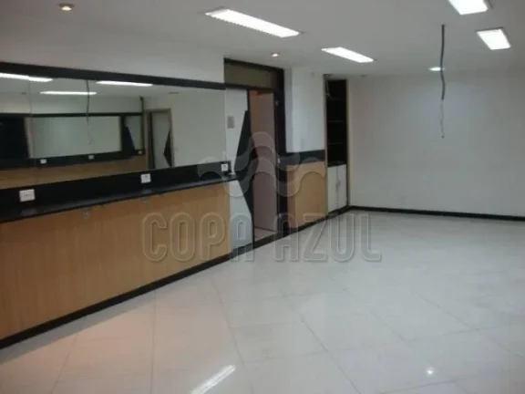 Imagem Copacabana - Comercial › Comercial com 0 quarto(s) a Aluguel