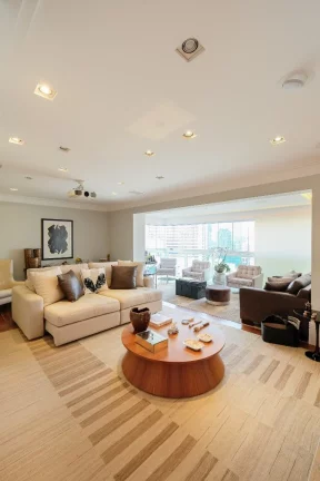 Imagem Apartamento à venda no Paraíso, São Paulo-SP: 3 quartos, 1 suíte, 2 banheiros, 3 vagas de garagem em Condomínio Contemporâneo!