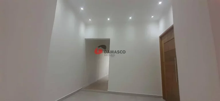 Imagem Sobrado à venda 3 Quartos, 2 Vagas, 250M², Vila Monumento, São Paulo - SP