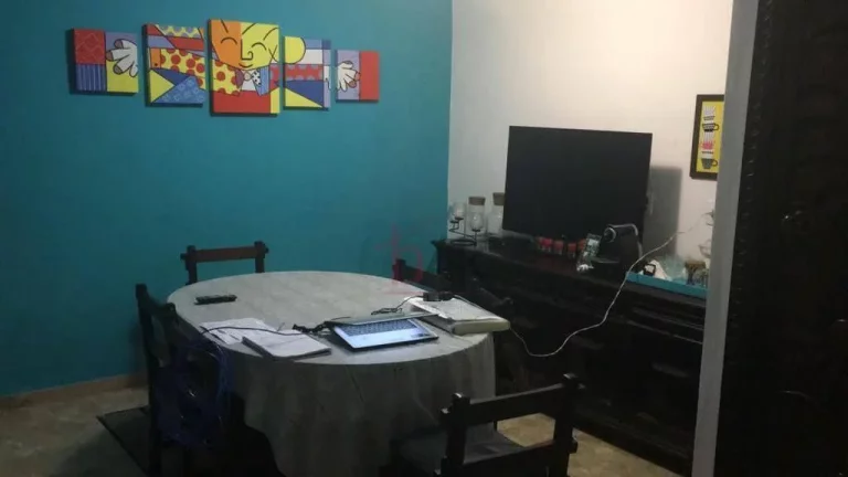Imagem Casa à venda no Brooklin, Rua Califórnia, 3 quartos sendo 1 suíte, 220m², 3 vagas de garagem.