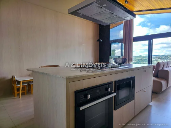 Imagem Casa à Venda em Campos do Jordão - Vista Panorâmica, 3 Suítes e Mirante