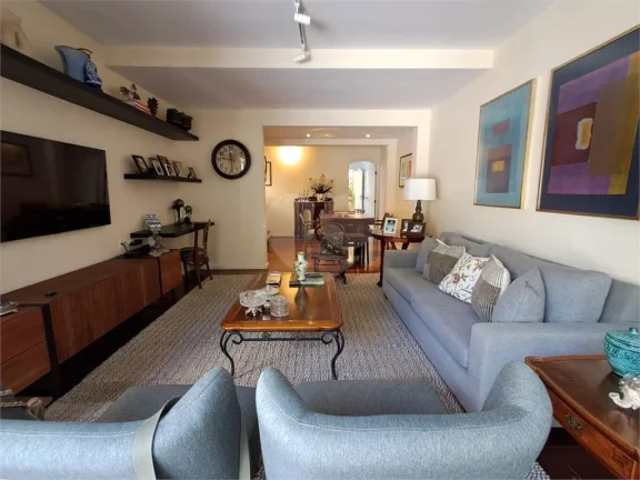 Imagem Casa de Vila à venda com 3 quartos, sendo 3 suítes, em Vila Madalena, São Paulo - SP