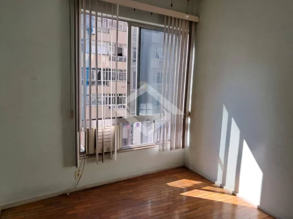 Imagem Apartamento de 3 Quartos para Venda no Flamengo com 130 m²