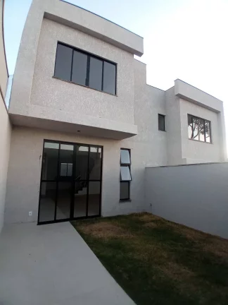 Imagem Casa Geminada 3 quartos e 1 suíte - Santa Amélia