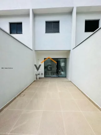 Imagem Sobrado para Venda em São Paulo, Cidade Líder, 3 dormitórios, 1 suíte, 1 banheiro, 2 vagas