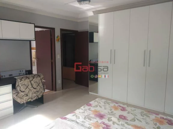 Imagem Casa com 3 dormitórios à venda, 240 m² por R$ 1.000.000,00 - Balneário São Pedro - São Pedro da Aldeia/RJ