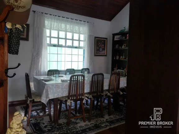Imagem Casa à venda, 388 m² por R$ 1.250.000,00 - Tijuca - Teresópolis/RJ
