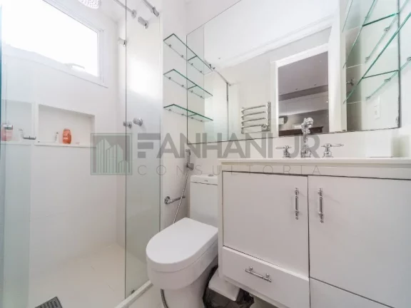 Imagem Vendo excelente apartamento na Rua Diogo Jácome - Vila Nova Conceição. Excelente apartamento com ambientes amplos e ensolarados, acabamento de primei
