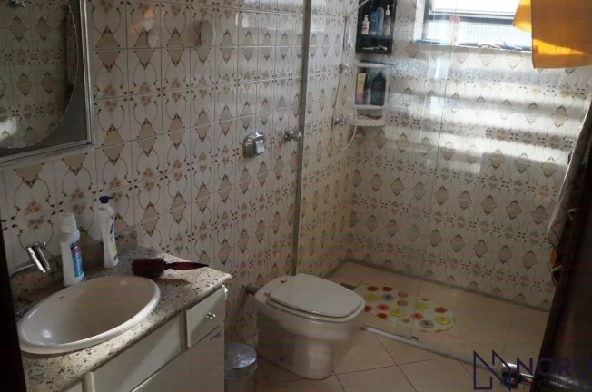 Imagem Casa ampla esquina 3 dormitórios suíte piscina gar 2 car Bairro Lourdes