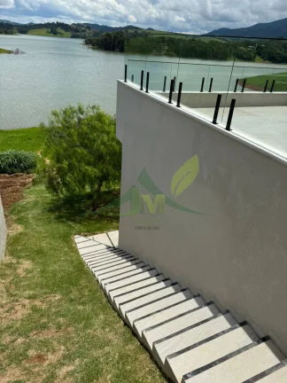 Imagem Viva o Luxo à Beira da Represa em Joanópolis com essa Casa à Venda
