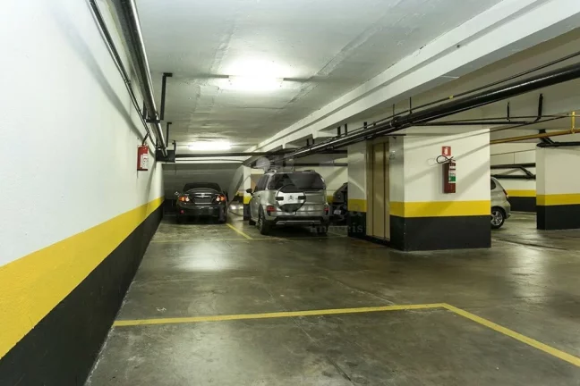 Imagem Apartamento à venda perto da PUC com 3 quartos e 1 vaga, 110m2