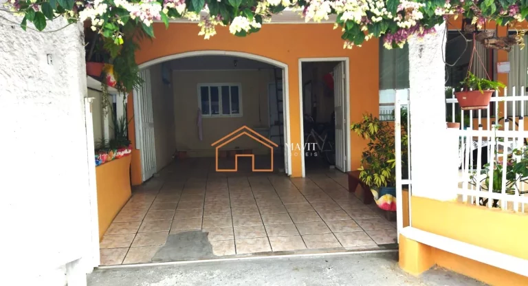 Imagem CASA RESIDENCIAL em JOINVILLE - SC, COSTA E SILVA
