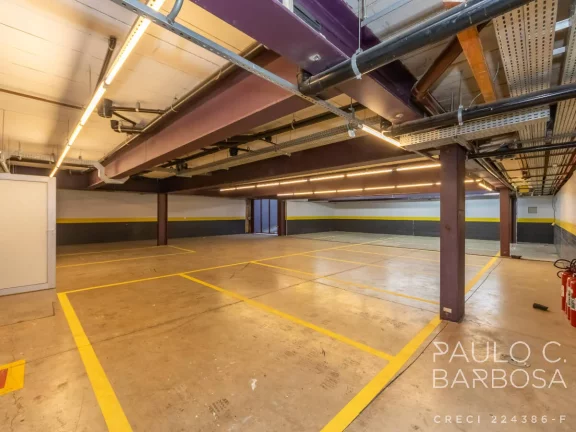 Imagem Alto de Pinheiros Locação - 950m² a.c. - 3 Pavimentos + subsolo - 16 Vagas