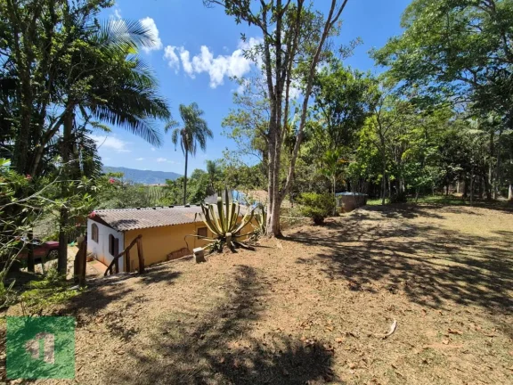 Imagem Sítio com 3 quartos, 13000m2, à venda