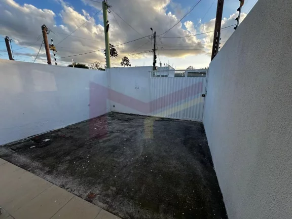 Imagem Casa 2/4 sendo 1 suite na Conceicao