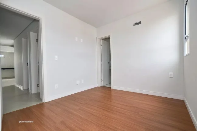Imagem Incrível cobertura à venda no bairro Santa Inês, em Belo Horizonte. Com uma área privativa de 14...