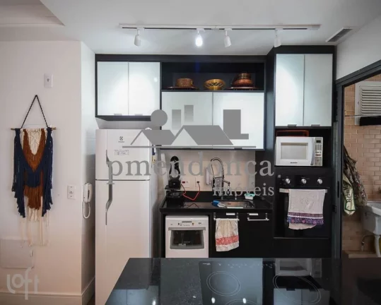 Imagem Apartamento andar alto em Pinheiros com 3 quartos sendo 1 suíte e 1 vaga, 72m².
