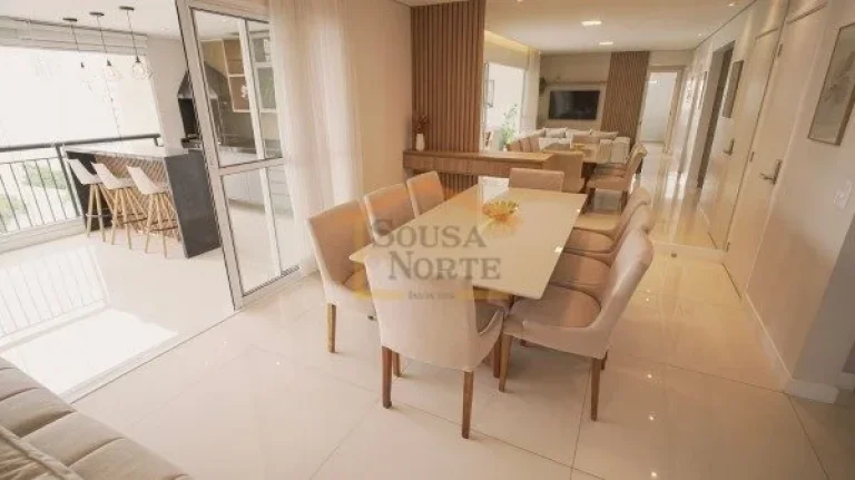 Imagem Apartamento com 135m², em andar alto, com vista livre e ótima iluminação natural. Possui 3 dormi...
