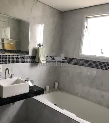 Imagem Apartamento em Perdizes com 4 suI­tes e 4 vagas, 222m²