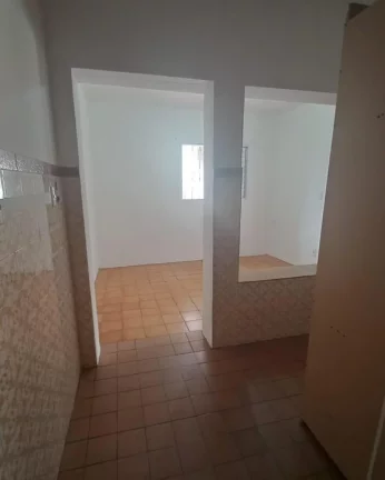 Imagem Casa quarto, sala, cozinha FL11