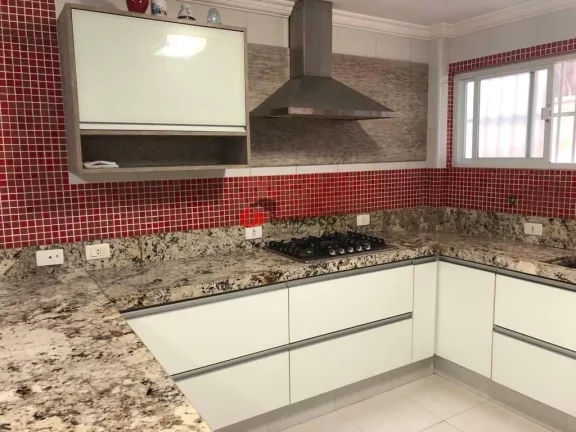 Imagem Sobrado à venda 3 Quartos, 3 Suítes, 4 Vagas, 350 m², Vila Floresta, Santo André - SP