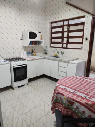 Imagem Casa com 2 dormitórios à venda, 125 m² por R$ 380.000,00 - Jardim Imperador - Praia Grande/SP