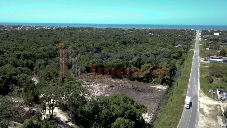 Imagem Excelente Área Comercial e Industrial à Venda em Itapoá - SC