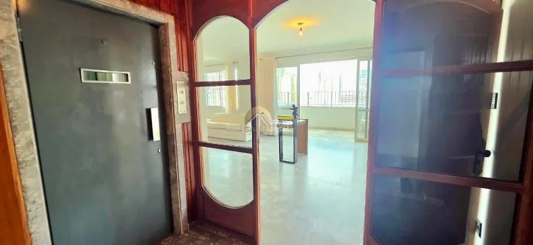 Foto do imóvel: Apartamento exclusivo 1 por andar, 370 m², 4 quartos (2 suítes), varanda com jardim de inverno, vis