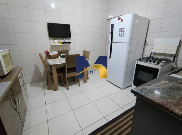 Imagem Casa com 2 quartos + edícula no Bairro Tupi em Praia Grande SP