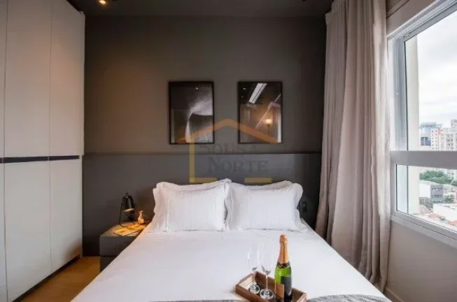 Imagem Apartamento mobiliado com 39m², 1 suíte, varanda, ar-condicionado na sala e no quarto, cozinha equ...