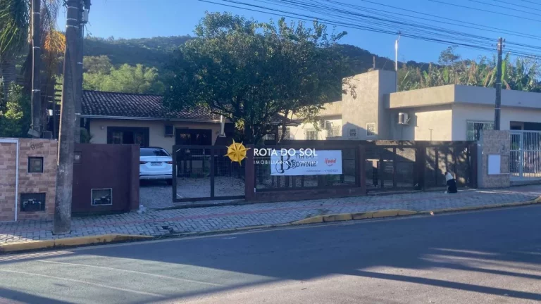 Imagem Terrenos à venda no bairro Bombas em Bombinhas