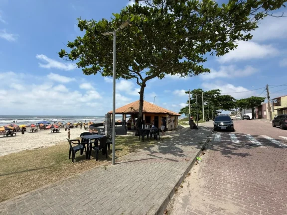 Imagem Casa para Venda em Itanhaém, Suarão, 3 dormitórios, 1 suíte, 2 banheiros
