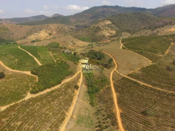 Imagem Fazenda de aproximadamente 50 alqueires.