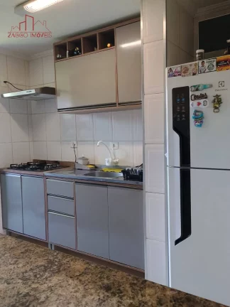 Imagem OPORTUNIDADE! Apartamento Reformado - 2 dormitórios - Jd. Umuarama